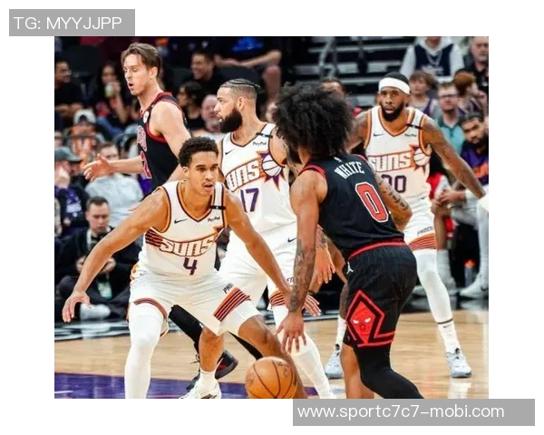 关键时刻布克挺身而出尽管手感不佳依然贡献20分4助攻助力球队胜利