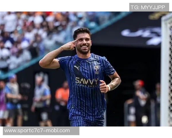 加拉塔萨雷欲签鲁本内维斯面临曼联热刺等强队竞争挑战