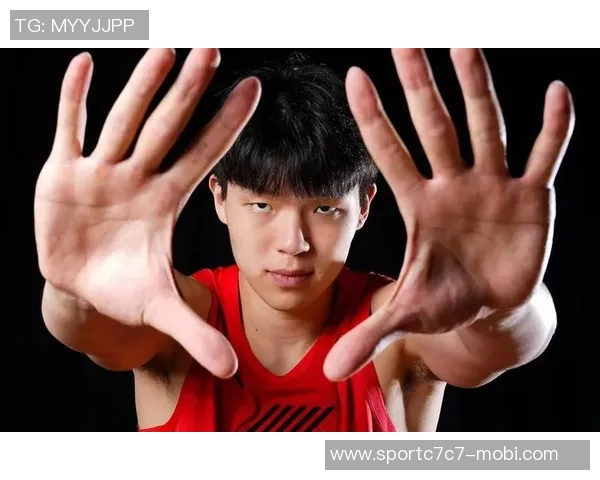 韩乔生点评开拓者交易频繁杨瀚森面临出场机会减少困境 韩乔生点评开拓者交易频繁杨瀚森面临出场机会减少困境